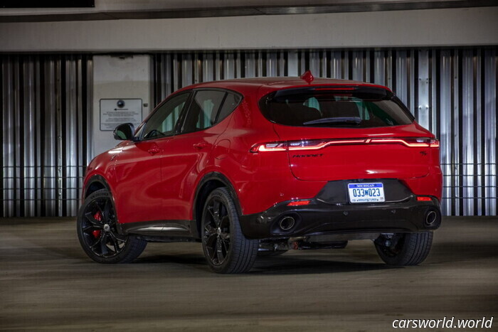 Dodge Reduce Los Precios De Durango Y Hornet Hasta En 1 11,000 | Carscoops